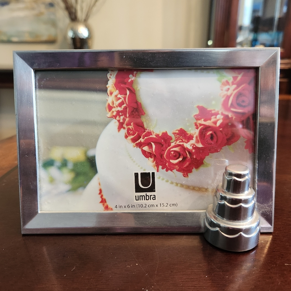 Umbra Cake Frame 4x6